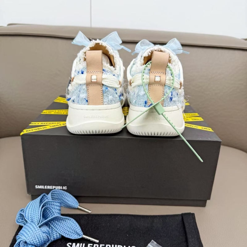 Smilerepublic Canvas Shoes